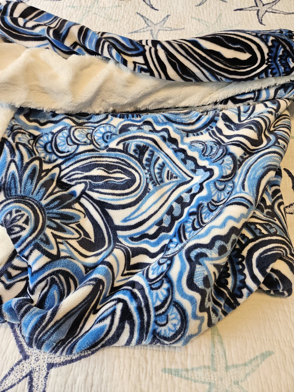 Lilly Pulitzer Blue and Black Floral Paisley Plush Throw
